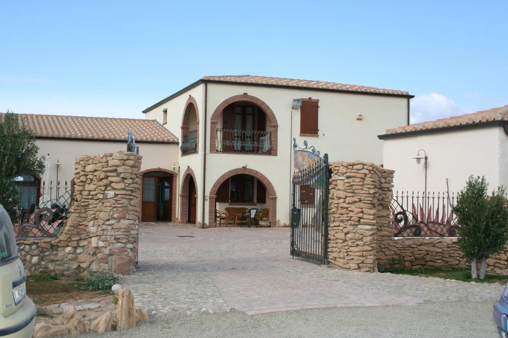 L ' Orizzonte Villa Gonnesa Room photo